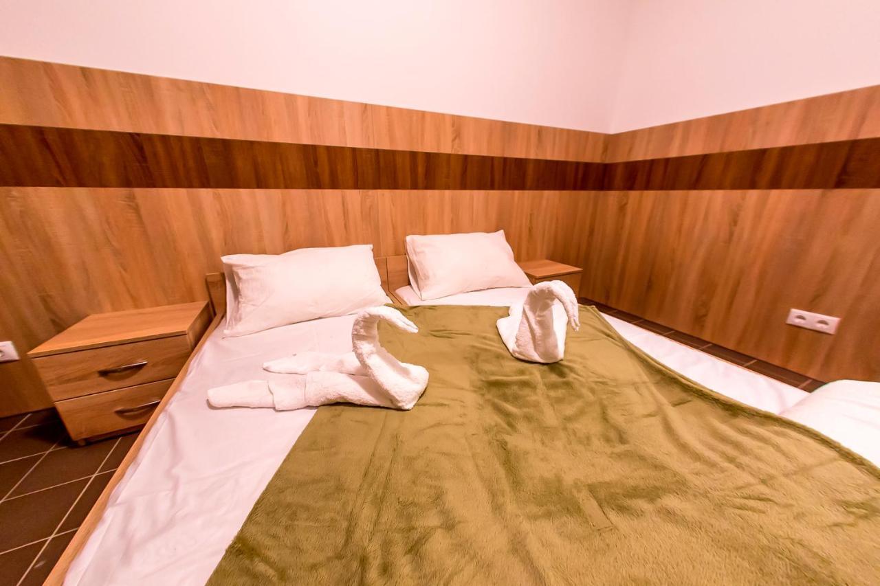 Bed and Breakfast Cvse Clubhaz Es Panzio Цеглед Экстерьер фото